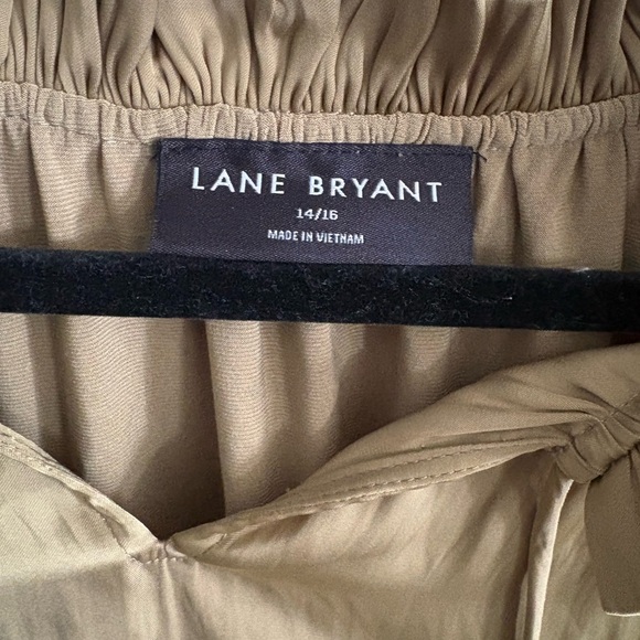 Lane Bryant Women's Gold Blouse - Picture 2 of 3